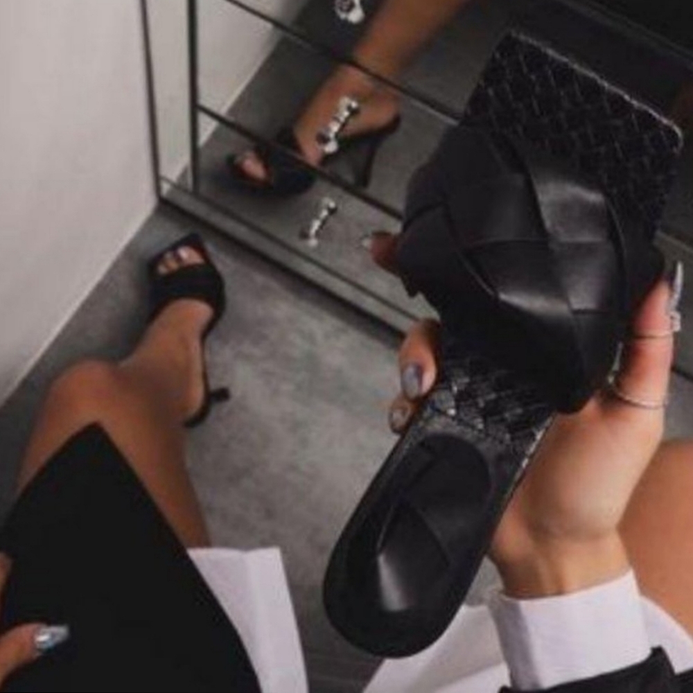 Just In Delitzia Black Heel - Picture 2 of 10